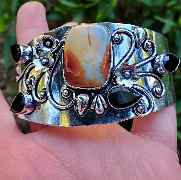 New Mookaite Jasper and Spinnel Cuff 925 Silver Bracelet. - Picture 3 of 16